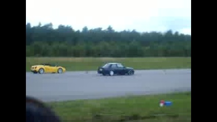 Bmw E30 325 Turbo Vs Lambo