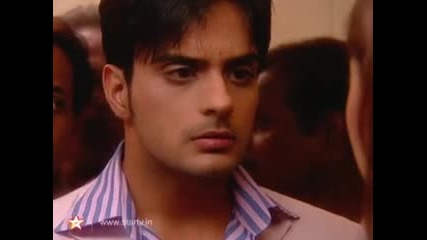 Alekh and Sadhna(february 1, 2010- in the lift together, Alekh protects Sadhna(531 ep.)(2)