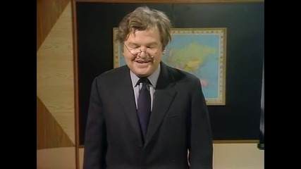 The Benny Hill Show - S07е04 - Sale of the Half-century (21.04.1976)