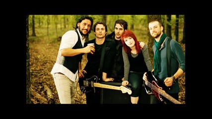 Paramore - Born For Thisr 