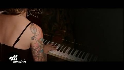 Превод! Coeur de pirate - Adieu (studio piano version)