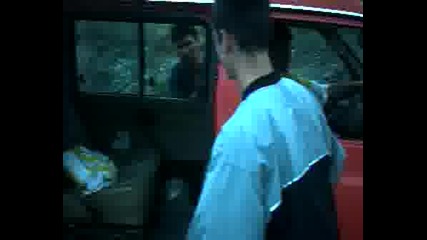 17 Души В Бус - Яко Смях