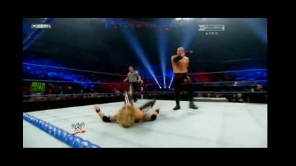 * Kane прави задушаващо тръшване на Edge *