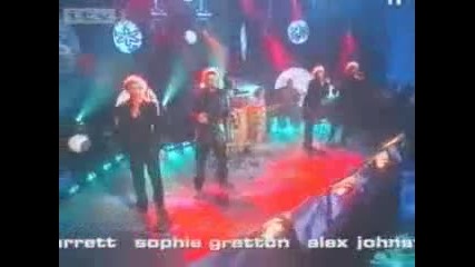 Blue - Lonely This Christmas (live)