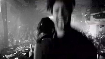 Swedish House Mafia - Miami 2 Ibiza ft. Tinie Tempah