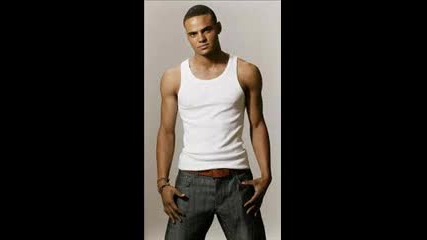 Far East Movement ft. Mohombi - She Owns The Night