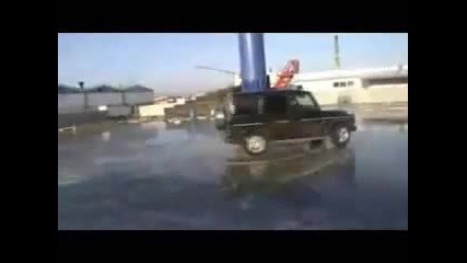 Mercedes G55 Amg Drifting 