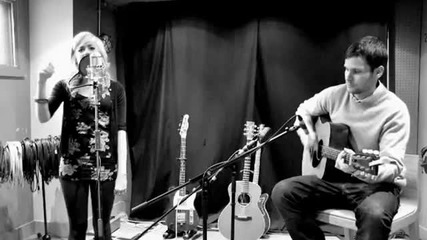 Pixie Lott - Poker Face (acoustic) [high quality]