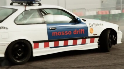 Police vs Driftcar