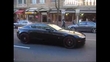 Black Aston Martin V8 Vantage