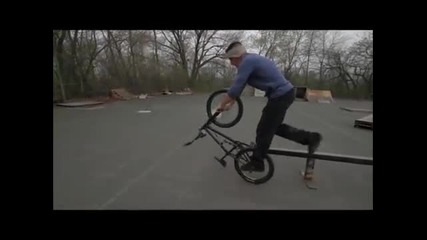 Много добри и интересни трикове с колело!
