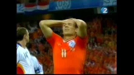 Холандия - Румъния 2:0