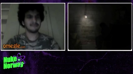Човек без очи плаши хората в Omegle
