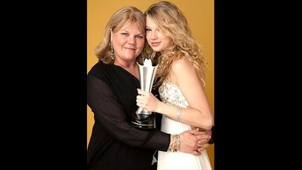 Selena Gomez and Tayler Swift