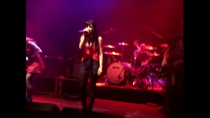 The Veronicas - Mouth Shut