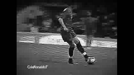 Cristiano Ronaldo - Red Devil 7, 17