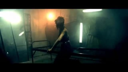 Rihanna - Disturbia ( Official Video )