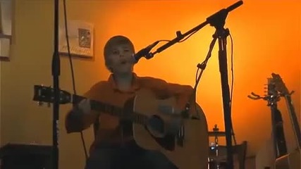 Justin Bieber singing - "i'll Be" at 12 years old.