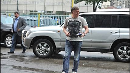 Сираков: Трябва ни свежа кръв, аз лично стоя зад треньора
