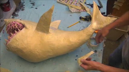 Бърз преглед на това как се прави акула от хартия