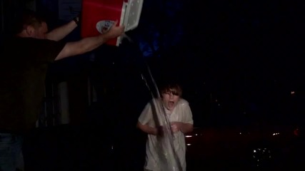 Ice Bucket Als Challenge (with My Sister)