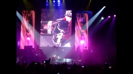 Guns N Roses - November Rain [st Petersburg 2010.06.06]