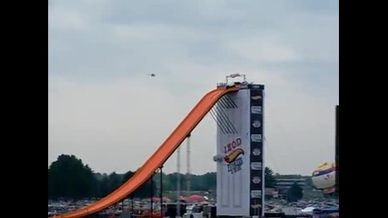 Fearless at the (indy) 900 Record Jump High Jumping Singing Roof Jumps