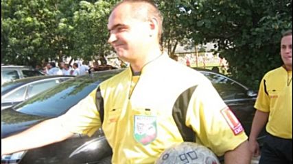 Стефан Спасов: От половин метър не мога да свиря дузпа