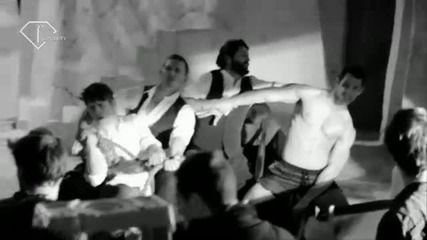 fashiontv Ftv.com - Dolce & Gabbana Men Spring Summer 2011 Adv Campaign 