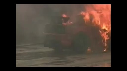 Тежка катастрофа между Porsche и Ferrari