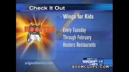 Момиче от Hooters - real talant :d