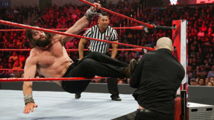 Elias vs. Baron Corbin: Raw, Jan. 21, 2019