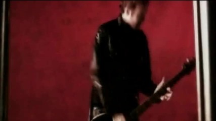 Skillet - Whispers in the dark
