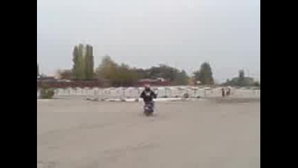 Stunt s Yamaha jog 3 