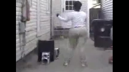 Big Ass Dance - бабката къртииии :d 