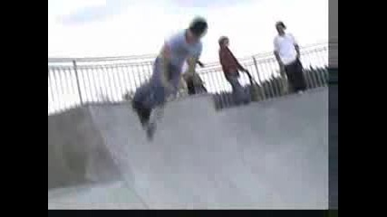 Crazy scooter tricks 