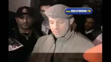 Вин Дизел раздава автографи