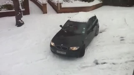 Bmw + Сняг + Жена = Голям смях! 