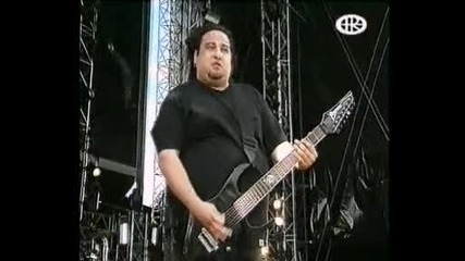 Fear Factory - no one (live bizarre 2001) 