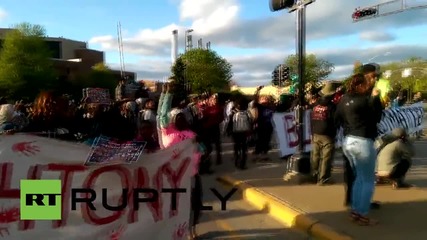 USA: No charges for officer in Tony Robinson case, protests erupt