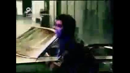 Green Day - Holiday (official Music Video)