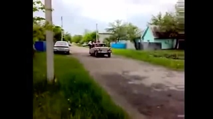 Ето как се кара Заз 968 на задни гуми