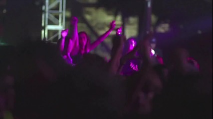 Skrillex Feat. Members of The Doors- Breakin' A Sweat [official Music Video H D]