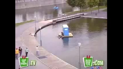 Just For Laugh - Floating Toilet (prank)