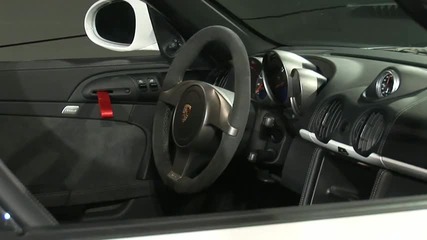 Превъзходството на Porsche Boxster Spyder 2010 