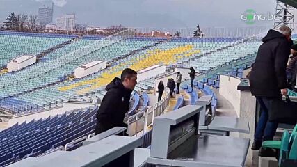 Виктор Кашай е на трибуните на "Васил Левски"