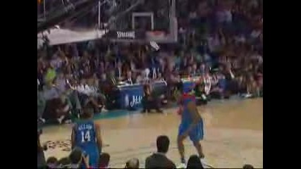 Super Dwight Wins Slam Dunk Title