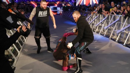 Kevin Owens and Sami Zayn ambush Kofi Kingston: SmackDown LIVE, 14 May, 2019