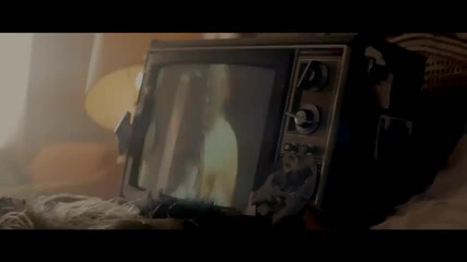 Slash ft. Fergie - Beautiful Dangerous