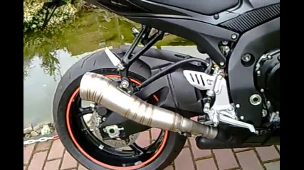 Suzuki Gsx - R 600 K9 leo vince gp pro evo Ii part 1 